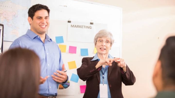 Como Empresas Podem Usar Libras em Campanhas de Marketing e Publicidade